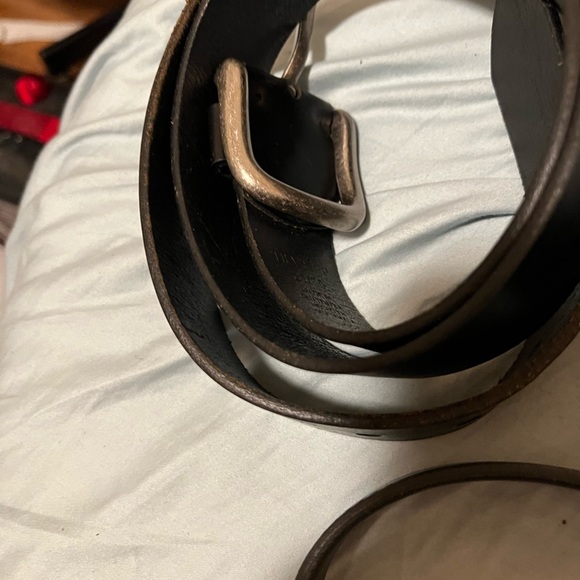 4 mens belts - Picture 3 of 7